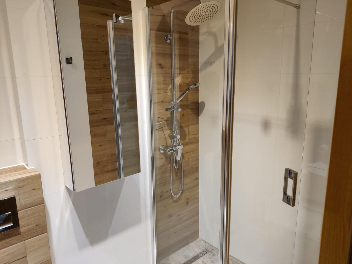 קרפאז' Apartament De Lux Lidia מראה חיצוני תמונה